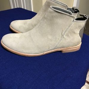 London Women's Ankle Boots -Size 9